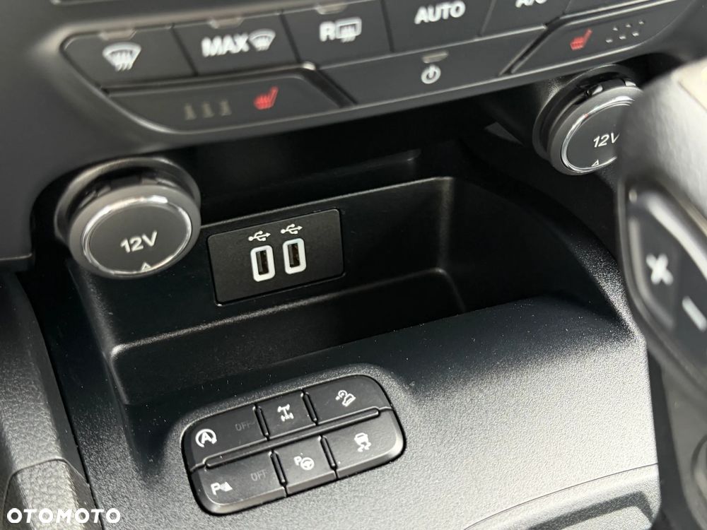 Ford Ranger 2.0 EcoBlue 4x4 DC Limited - 36
