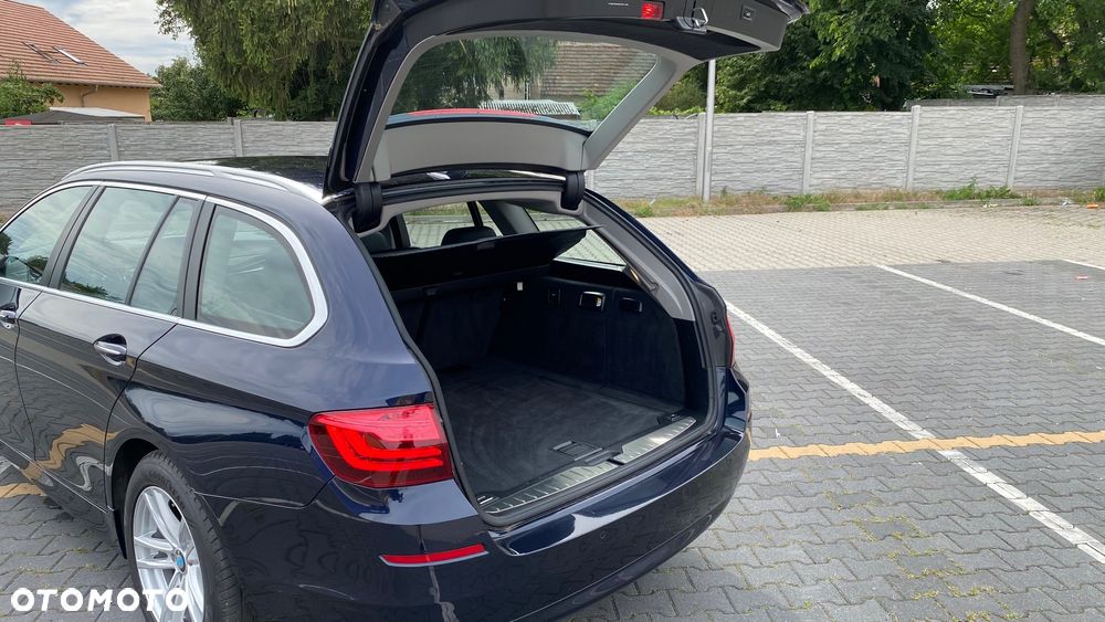BMW Seria 5 520d Luxury Line - 17