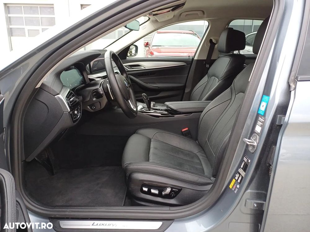 BMW Seria 5 530e xDrive Aut. Luxury Line - 10