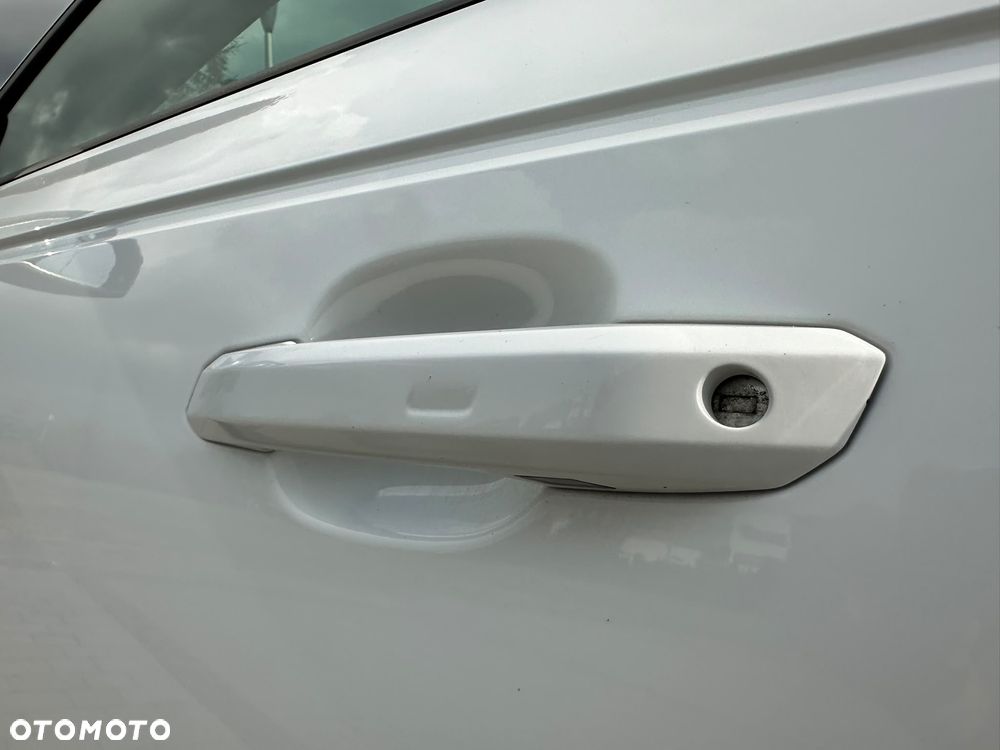 Audi A4 Avant 40 TDI quattro S tronic S line - 21