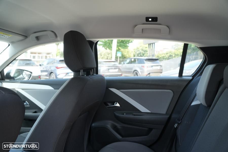 Opel Astra 1.2 T Edition - 5
