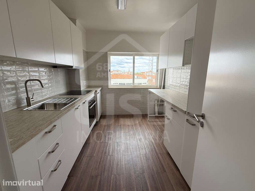 Apartamento T2 em Benavente - Grande imagem: 2/11