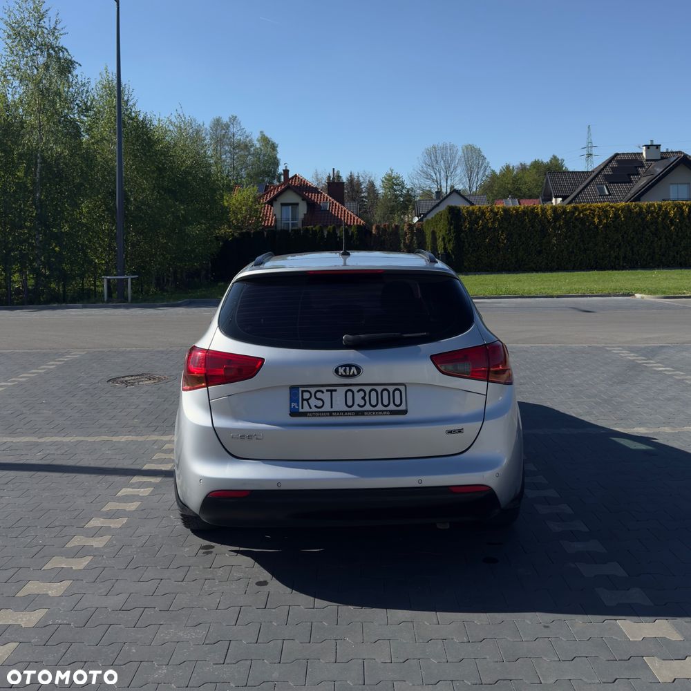Kia Ceed - 6