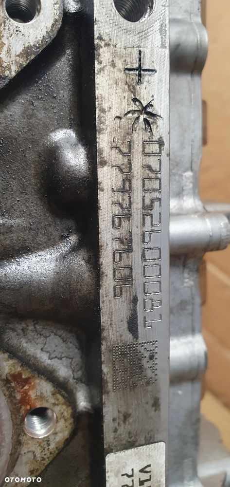 Głowica kompletna wałki BMW I E81 E87 Lift 2.0D 7797676 7781093 7797678 - 9