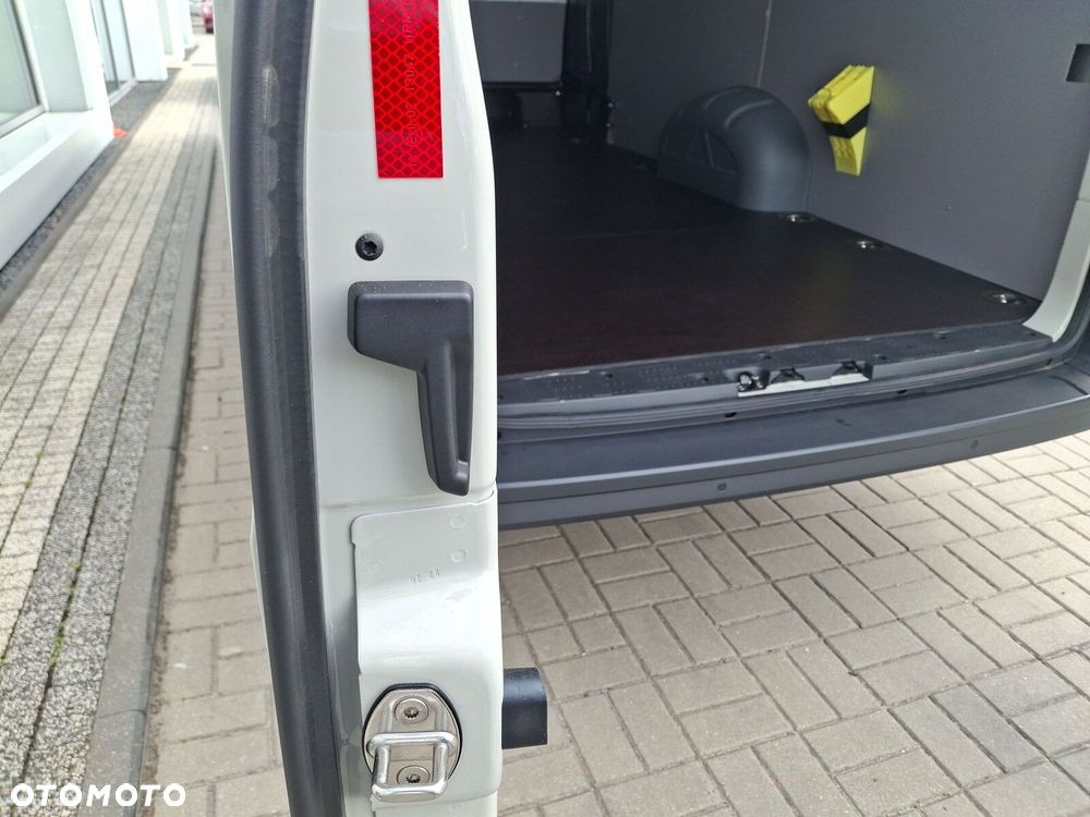 Volkswagen Crafter 2.0 TDI 177 KM Manual - 21
