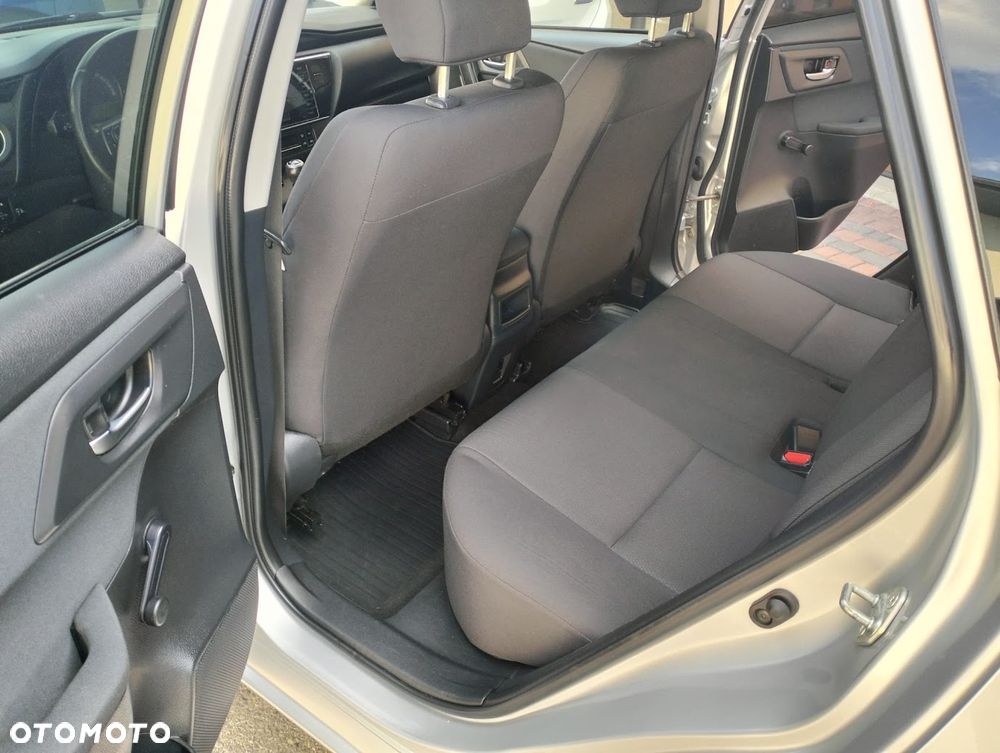 Toyota Auris 1.33 VVT-i Active - 11