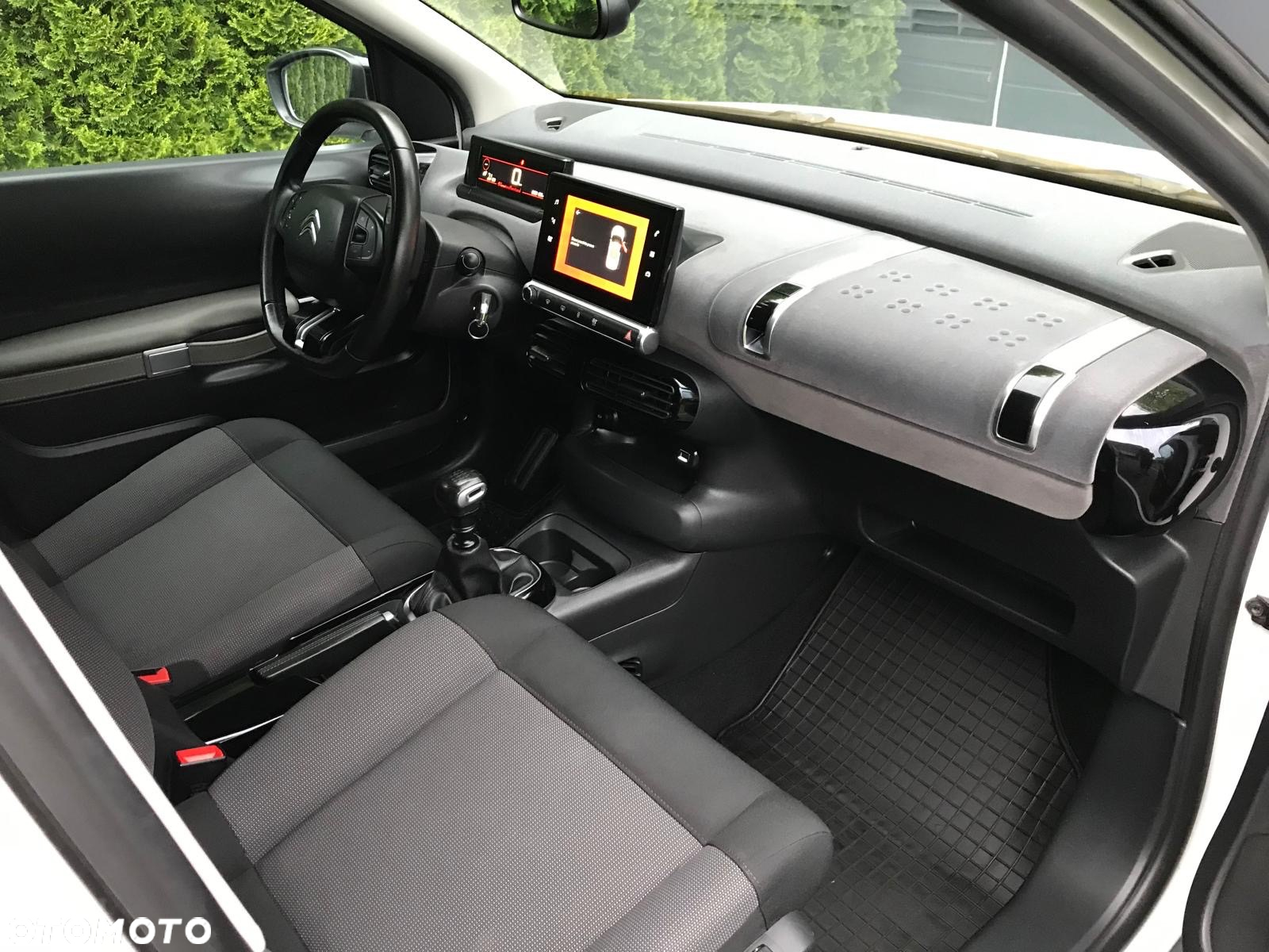 Citroën C4 Cactus 1.2 PureTech GPF Shine S&S - 8