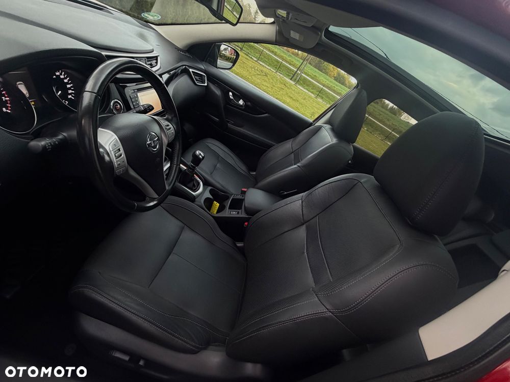 Nissan Qashqai 1.6 DIG-T Tekna+ - 25