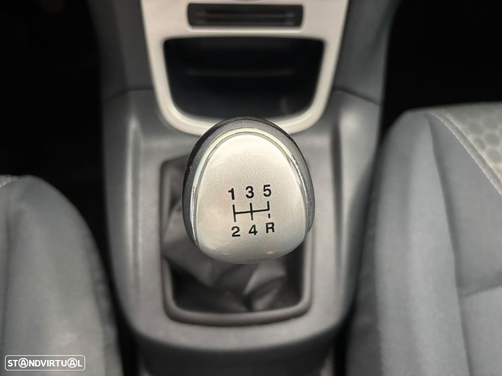 Ford Fiesta 1.25 Titanium - 9