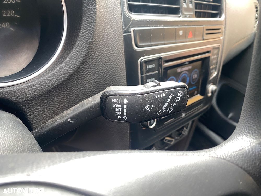 Volkswagen Polo - 12