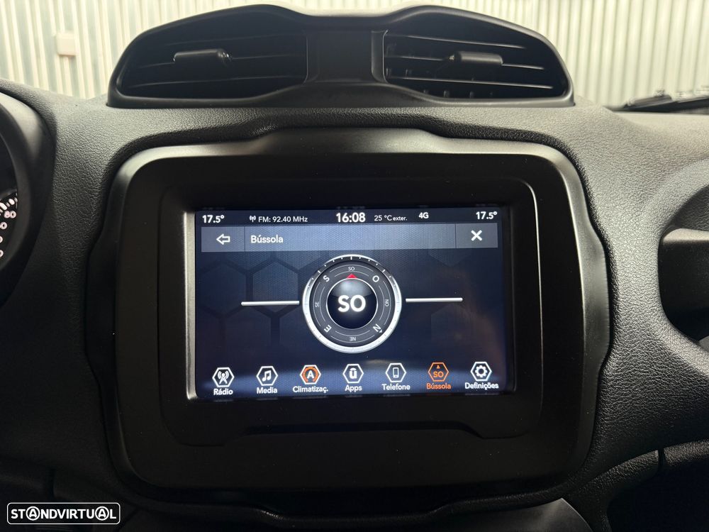 Jeep Renegade 1.3 T Night Eagle DCT - 14