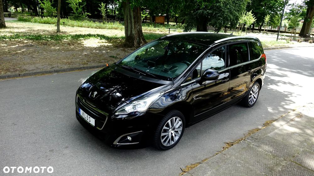 Peugeot 5008 1.6 THP Premium - 27