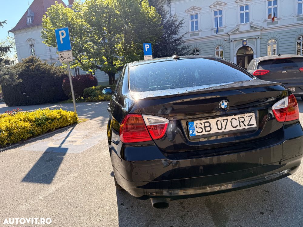 BMW Seria 3 320d - 6