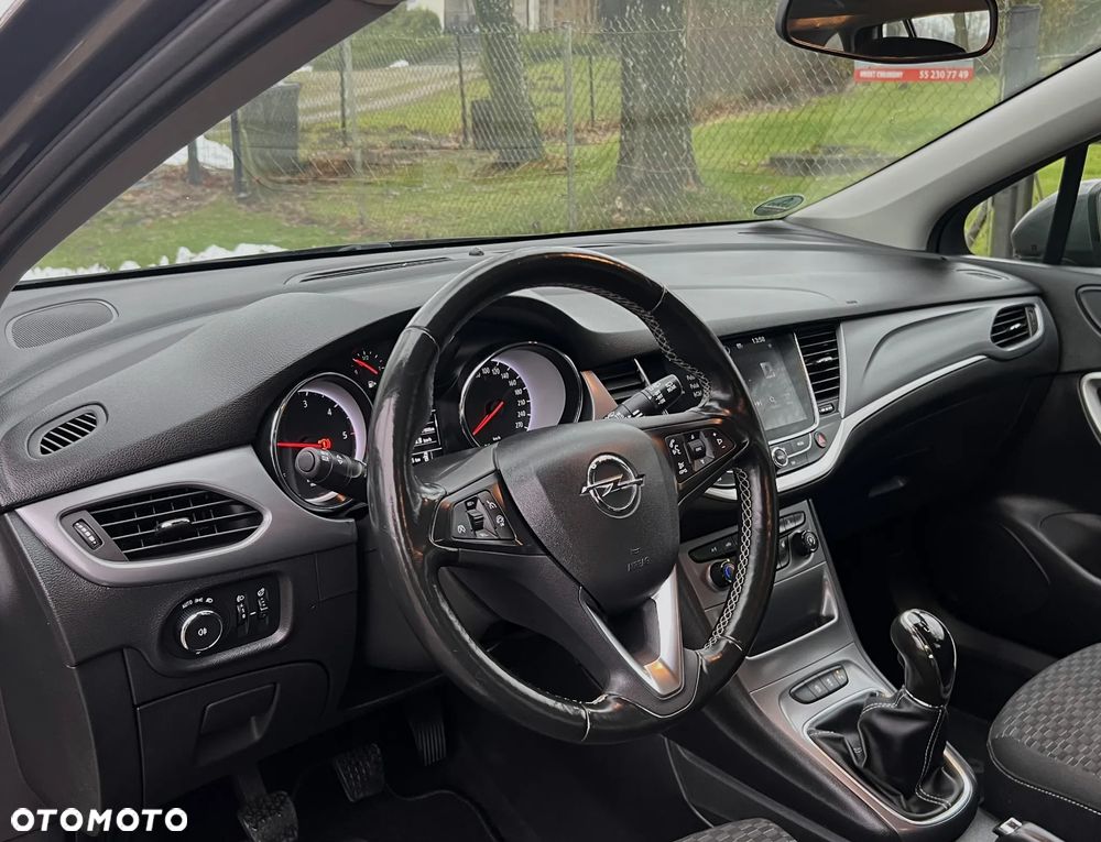 Opel Astra 1.6 CDTI Dynamic S&S - 11