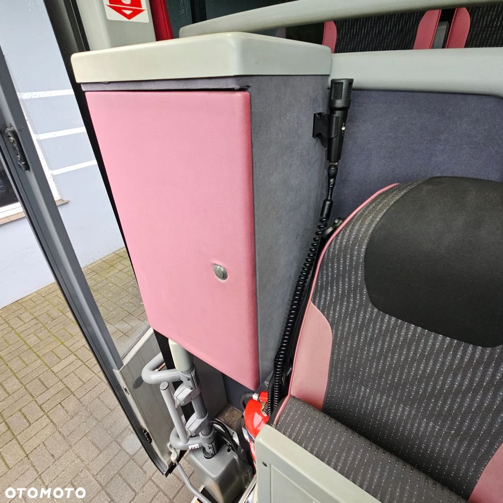 Van Hool TX11 Alicorn - 25