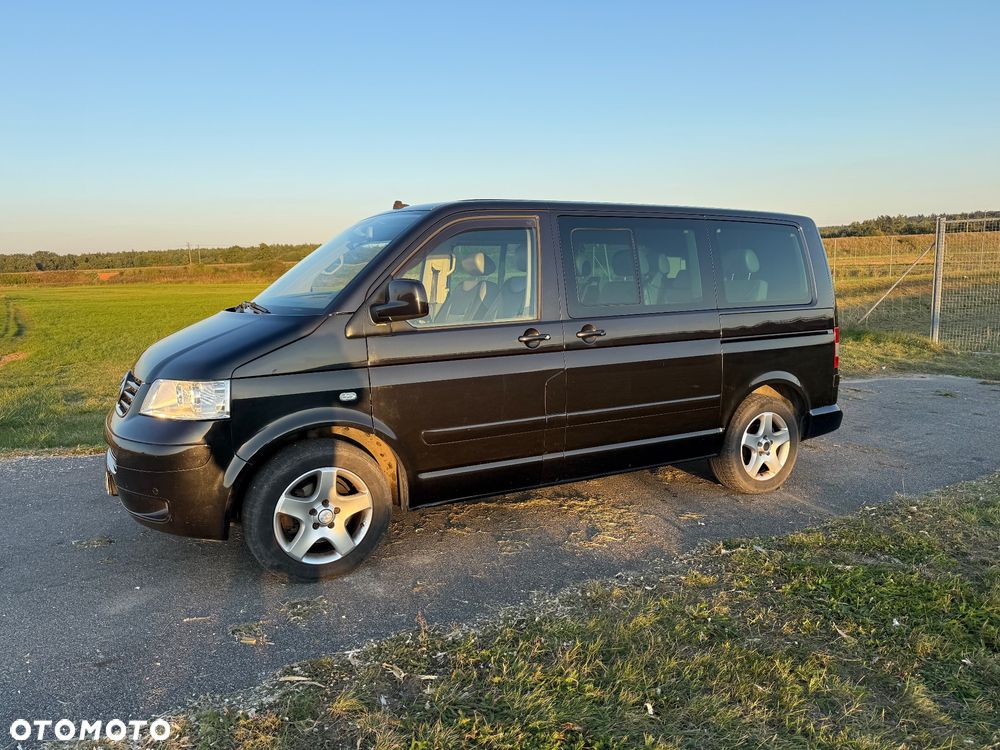 Volkswagen Multivan - 4