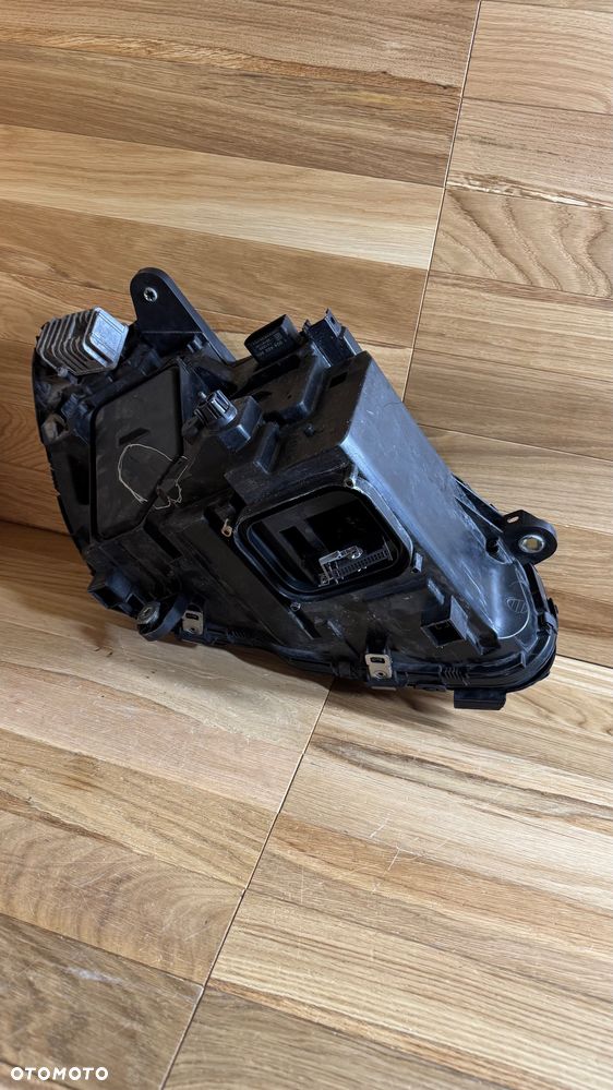 LAMPA PRZEDNIA LEWA MERCEDES W205 - 7