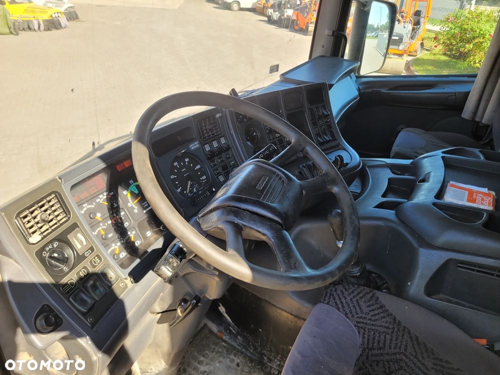 Scania P 124 - 18