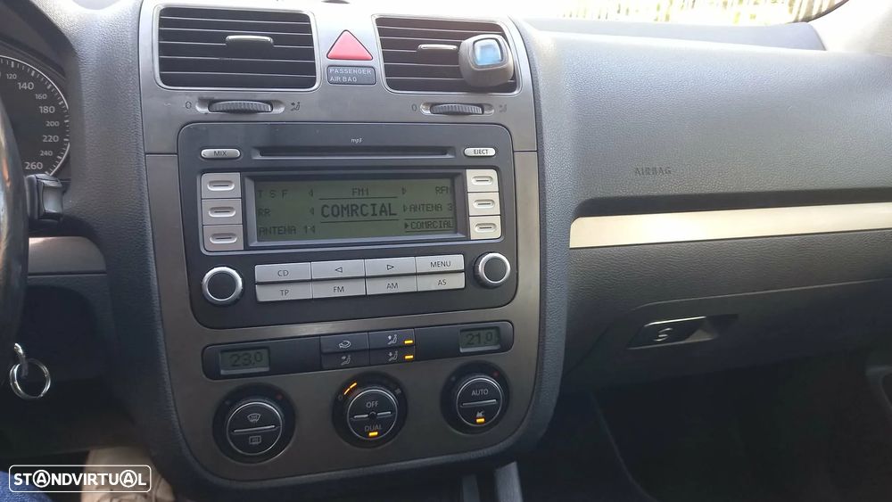 VW Golf 1.9 TDi 6V Confortline - 11