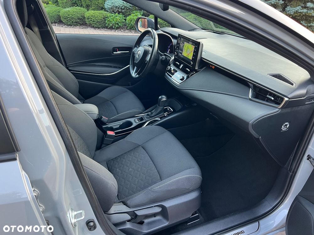 Toyota Corolla 1.8 Business Edition - 22