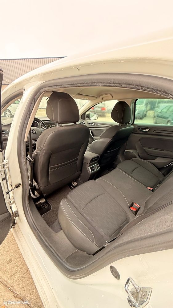 Renault Mégane 1.5 dCi Limited - 17
