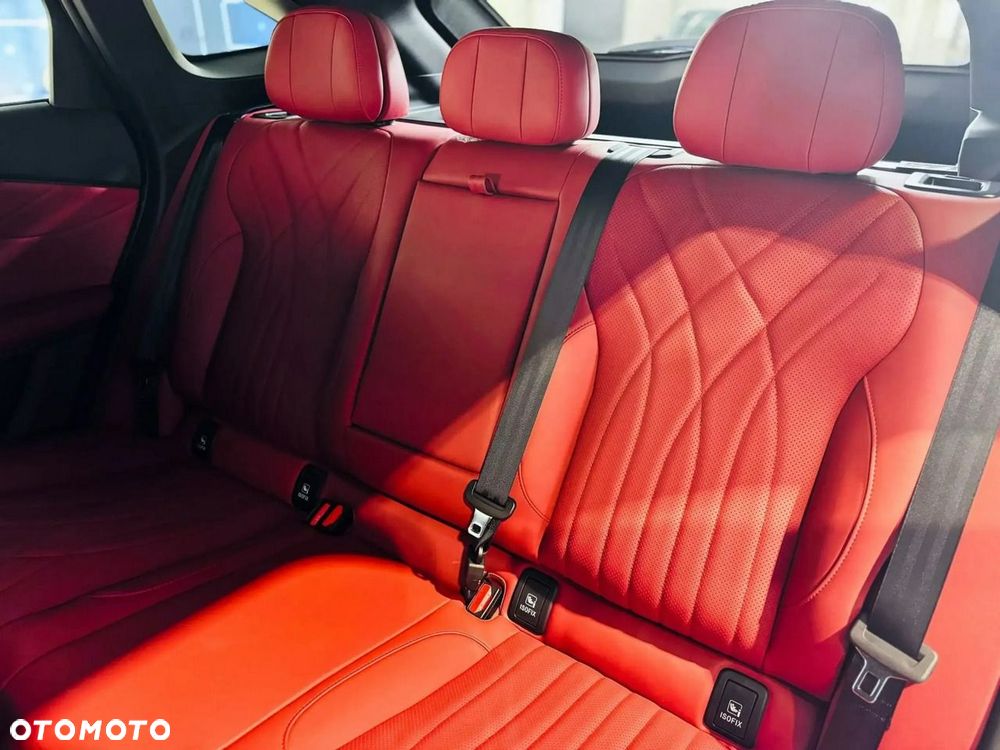 Omoda 9 1.5 Super Hybrid Exclusive AWD - 21