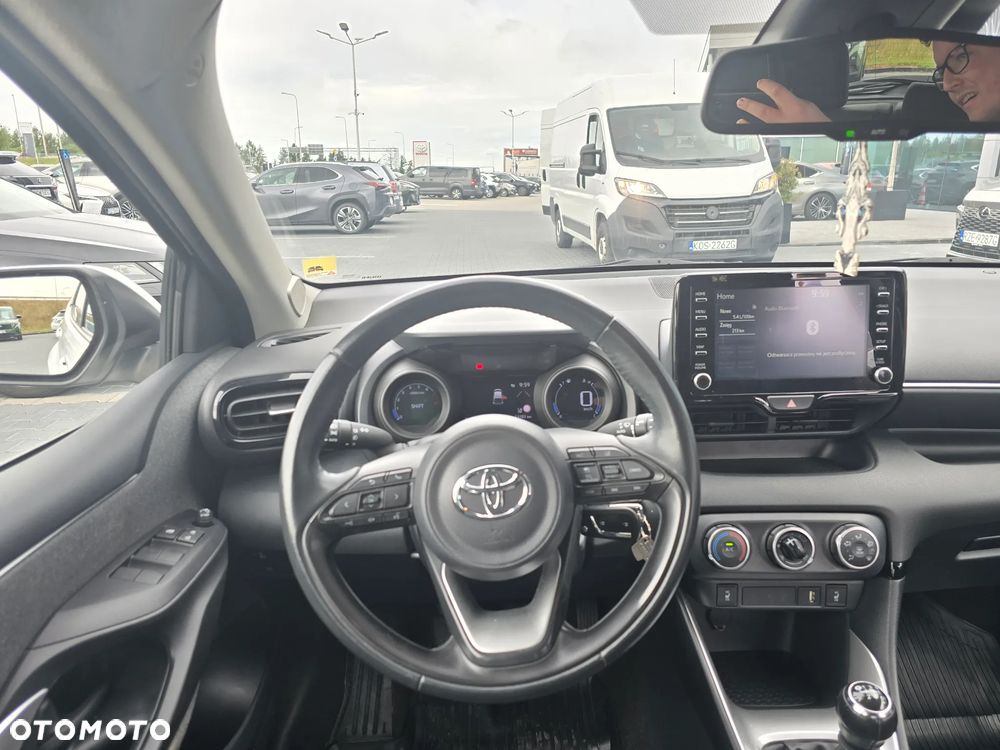 Toyota Yaris 1.5 Comfort - 13