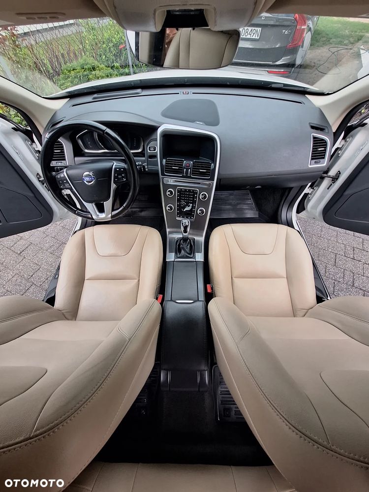 Volvo XC 60 T5 Drive-E Kinetic - 16