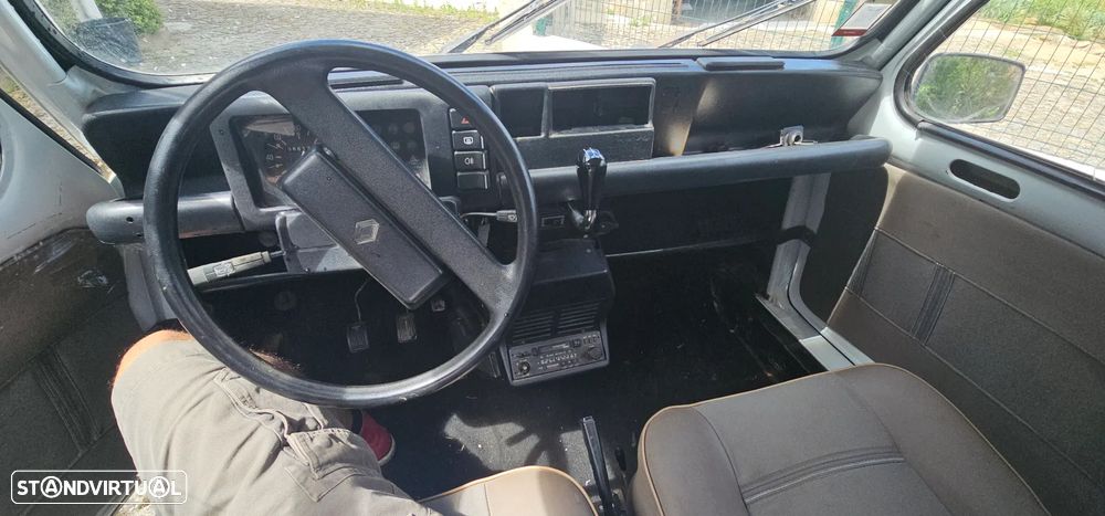 Renault 4 1.0 TL Savanne - 14