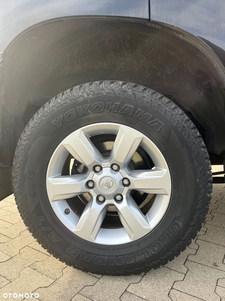 Toyota Land Cruiser LC 2.8 D-4D Prado - 32