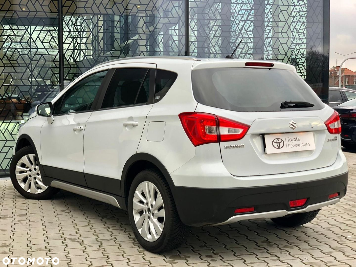 Suzuki SX4 S-Cross 1.0 T Premium - 11