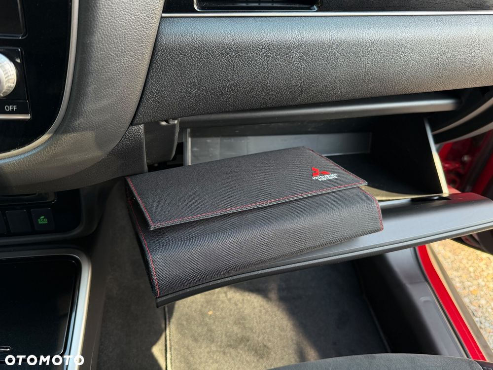 Mitsubishi Outlander 2.0 2WD CVT Diamant Edition+ - 39