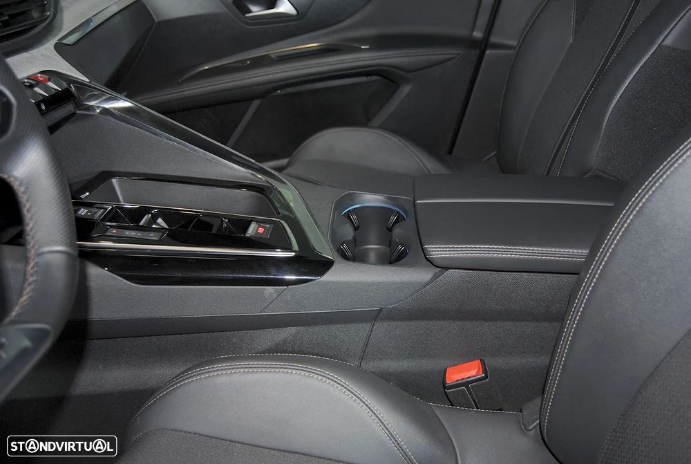 Peugeot 3008 1.6 Hybrid GT e-EAT8 - 45