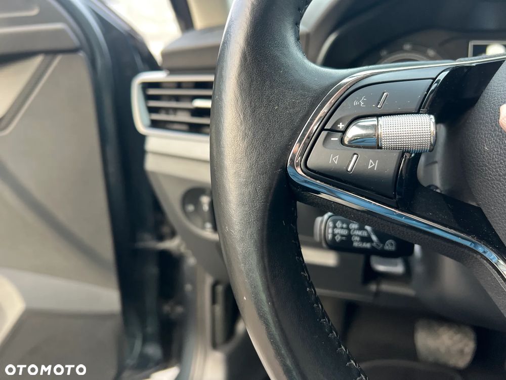 Skoda Kamiq 1.0 TSI DSG Style - 17