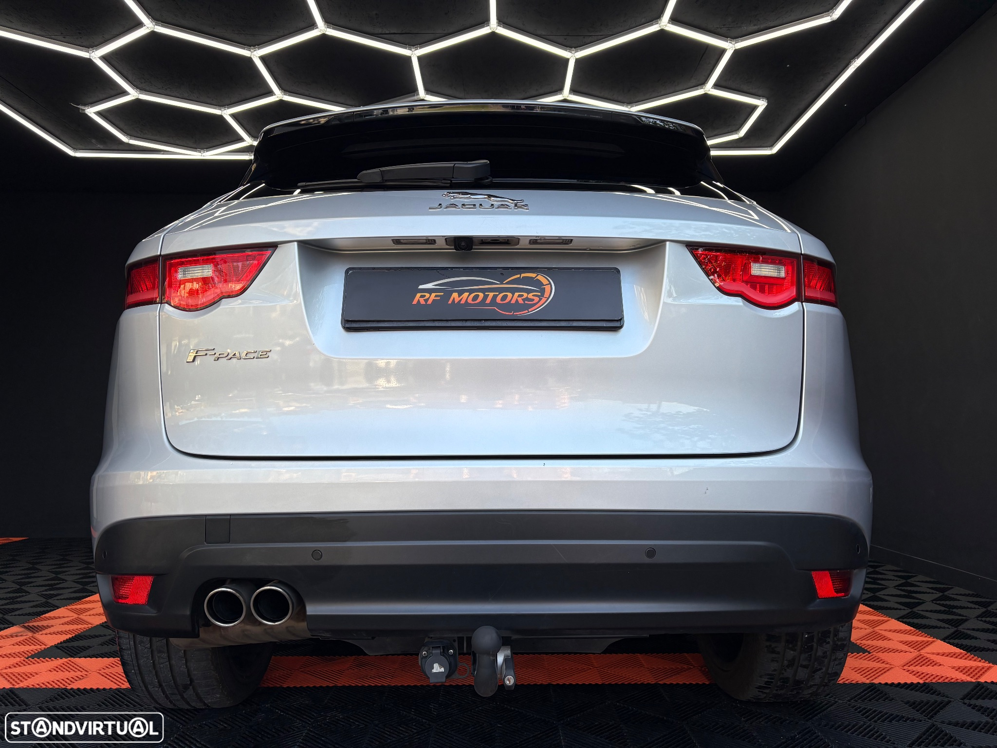 Jaguar F-Pace 20d Aut. R-Sport - 26