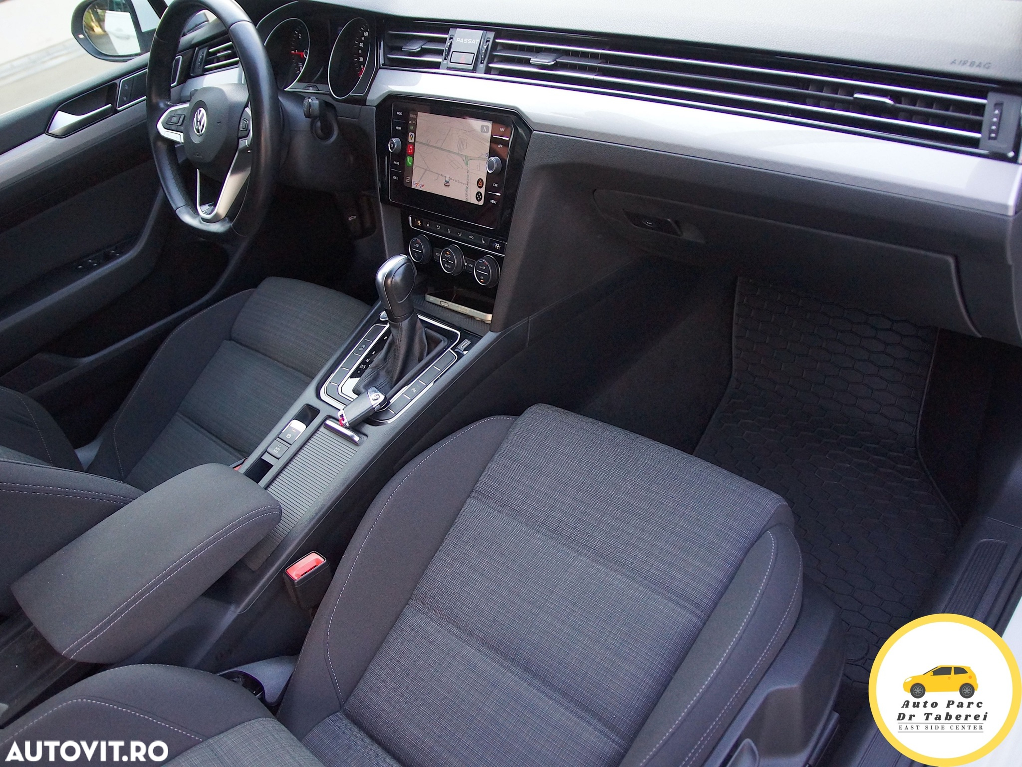 Volkswagen Passat Variant 2.0 TDI SCR DSG BlueMotion Comfortline - 22