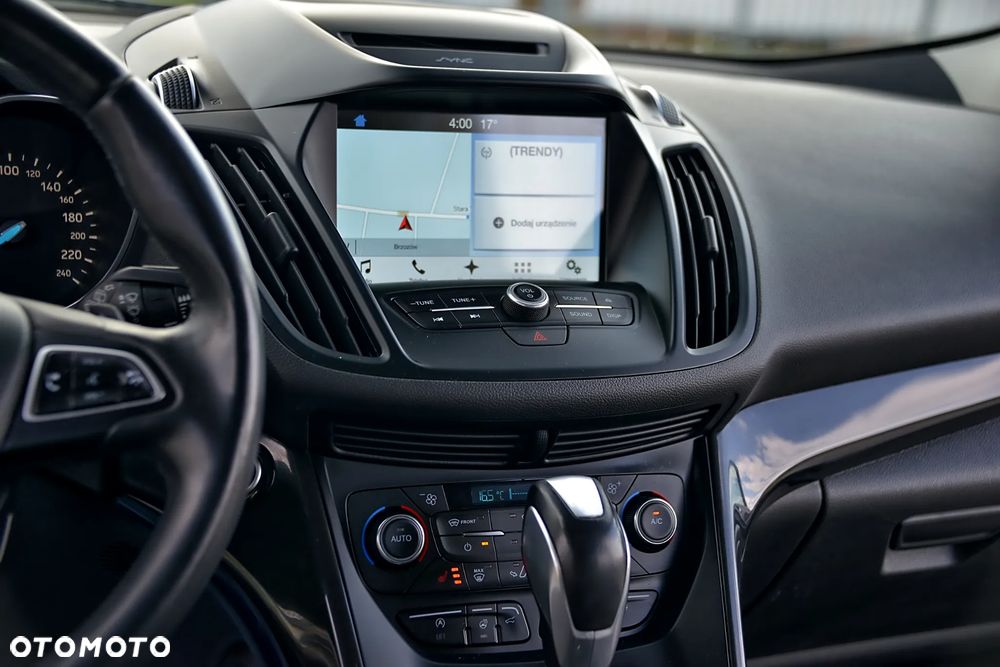 Ford Kuga 2.0 TDCi 4WD Titanium Plus - 35