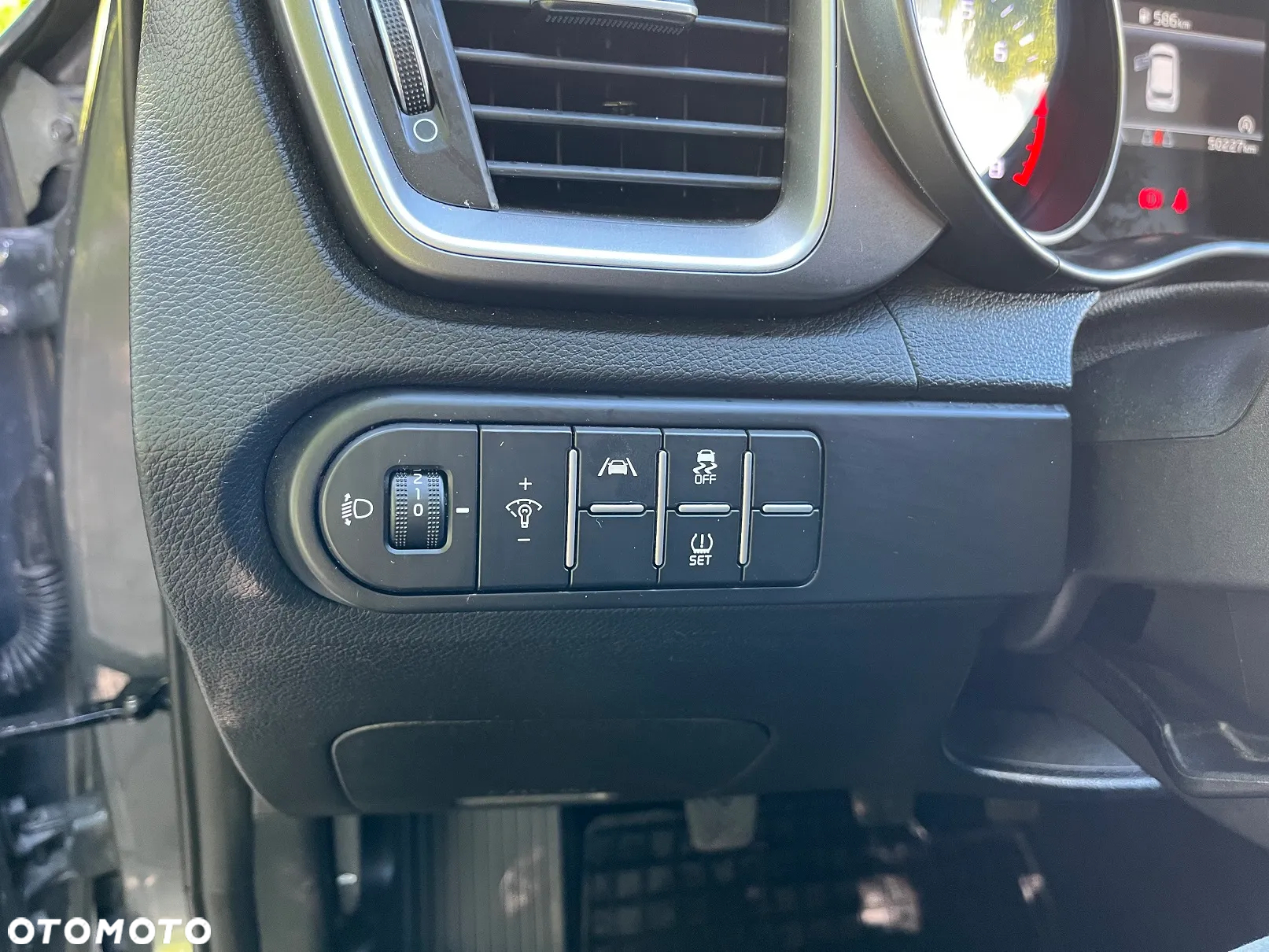Kia Ceed 1.5 T-GDI M - 26