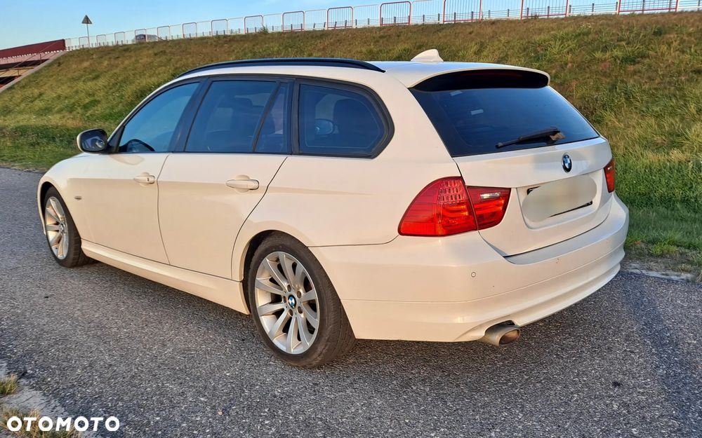 BMW Seria 3 320d DPF Blue Performance Edition Fleet - 4