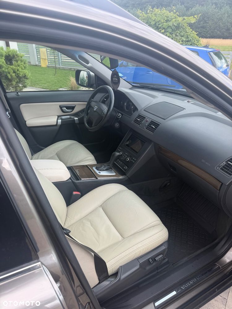 Volvo XC 90 - 13