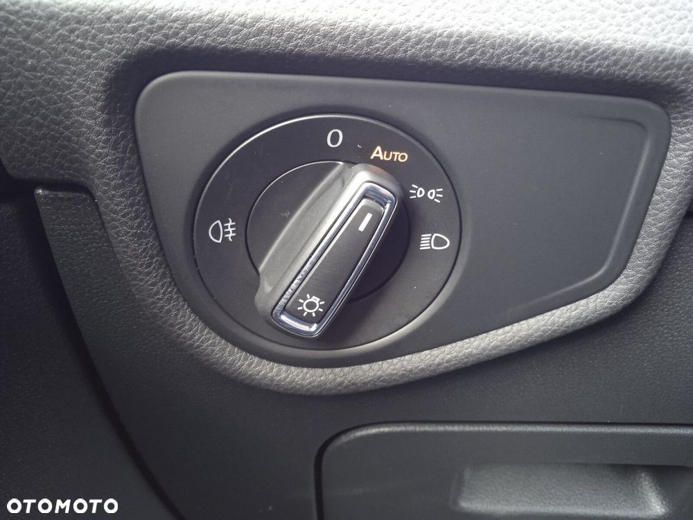 Volkswagen Touran 1.5 TSI EVO Highline DSG - 24