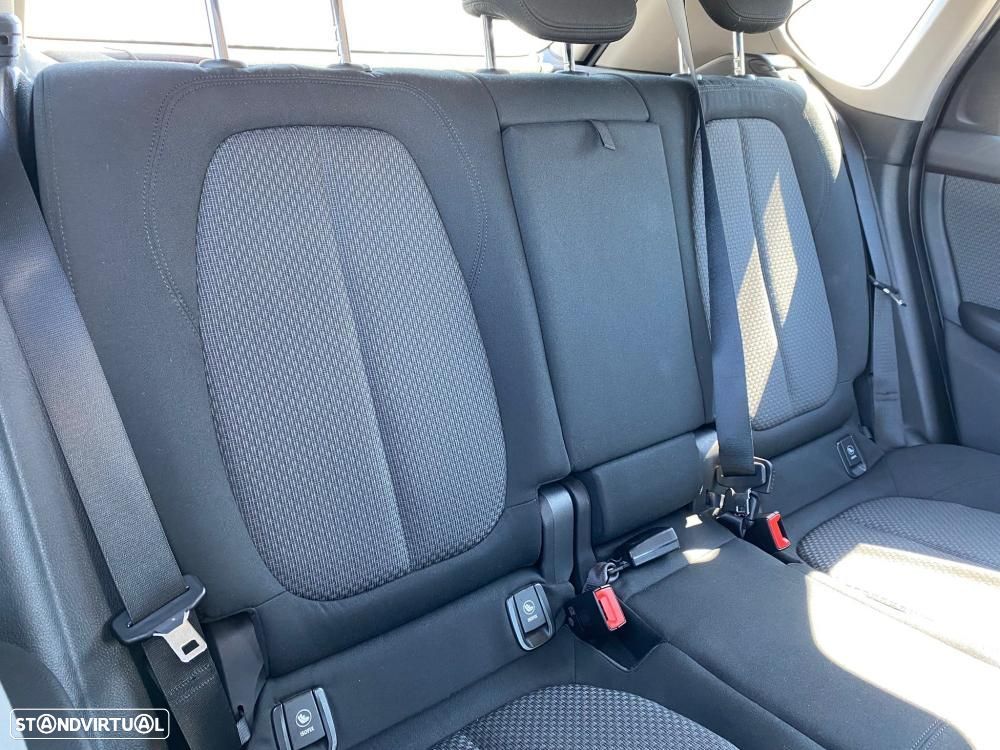 BMW 225xe Active Tourer Advantage - 10