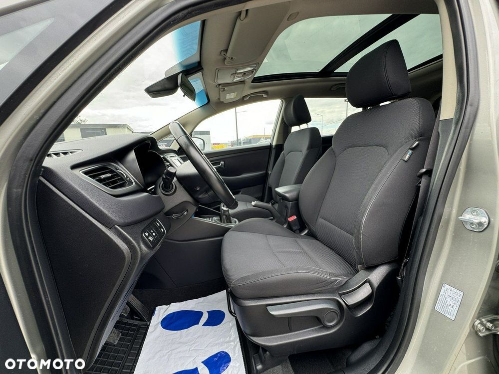 Kia Carens 1.7 CRDi Vision - 19