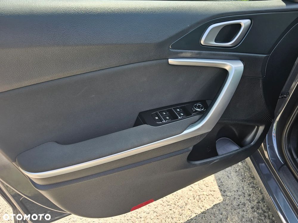 Kia Ceed 1.6 CRDi SCR S - 10