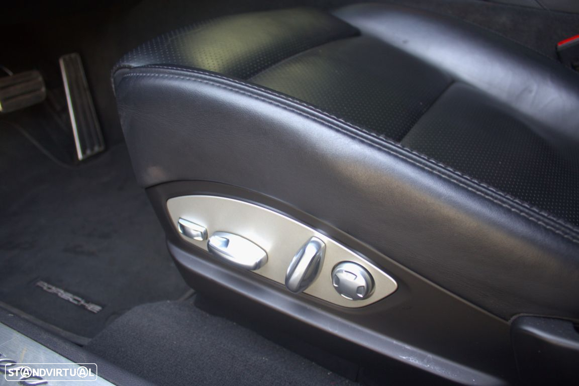 Porsche Panamera Edition - 20