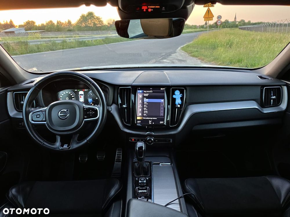 Volvo XC 60 D3 R-Design - 14