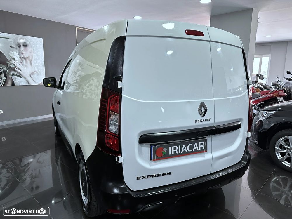 Renault EXPRESS - 9
