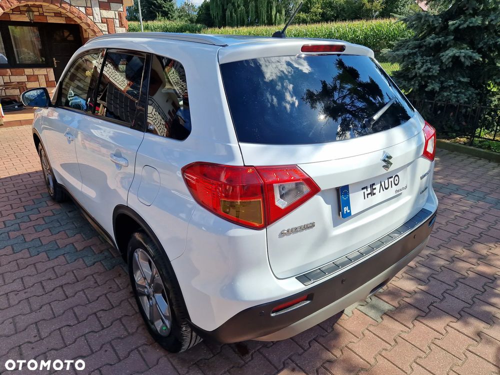 Suzuki Vitara 1.6 Premium 4WD - 32