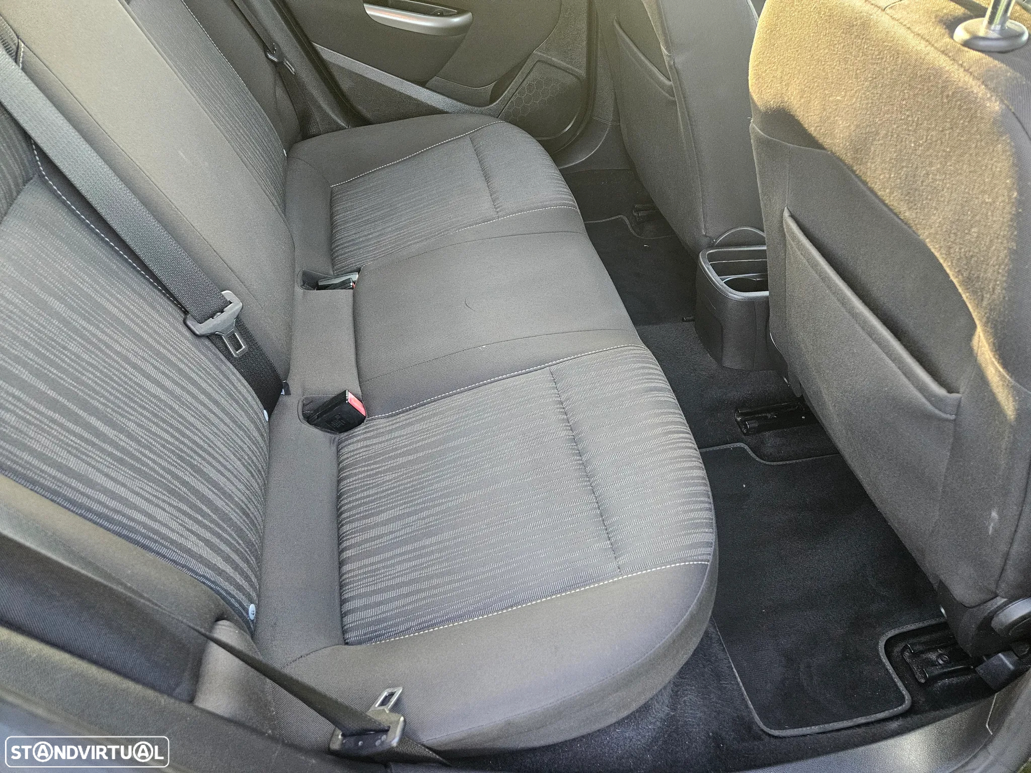 Opel Astra 1.4 Executive - 25