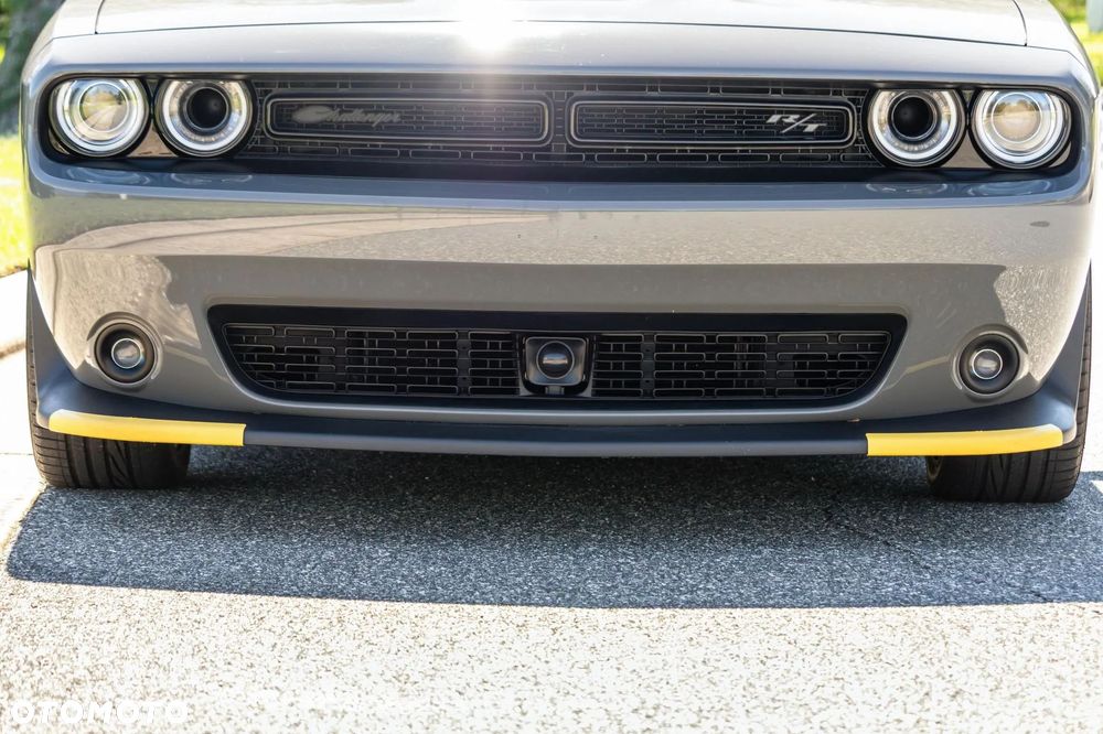 Dodge Challenger 5.7 R/T - 16